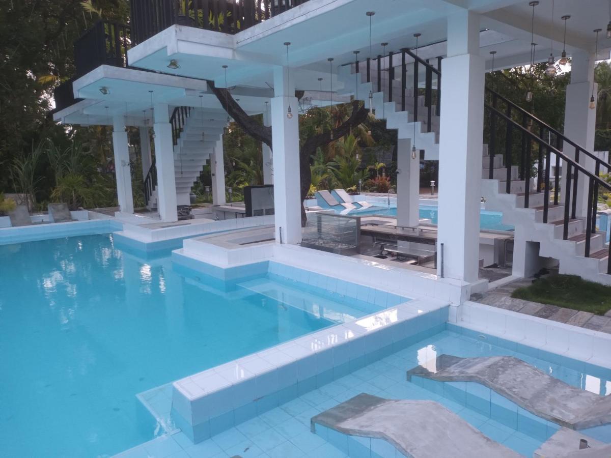 Lucky Beach Resort トリンコマリー エクステリア 写真